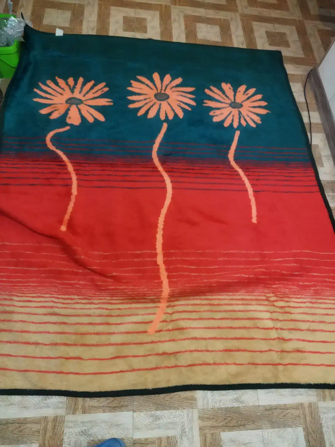 پتوی نو نوبزرگ|رختخواب، بالش، پتو|قرچک, باقرآباد|دیوار