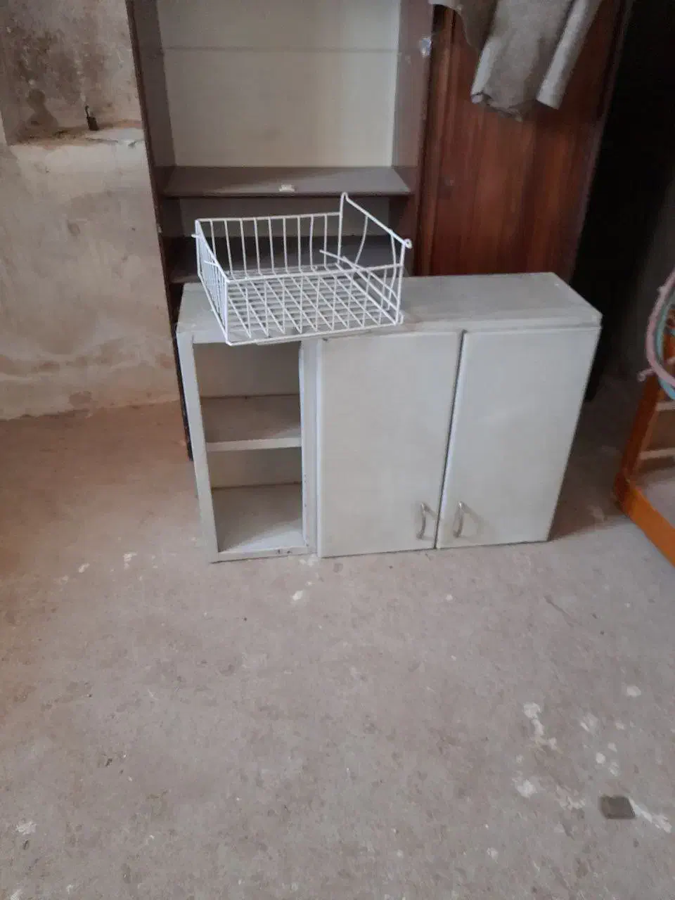 کمد قدیمی|جاکفشی، کمد، دراور|قائن, |دیوار