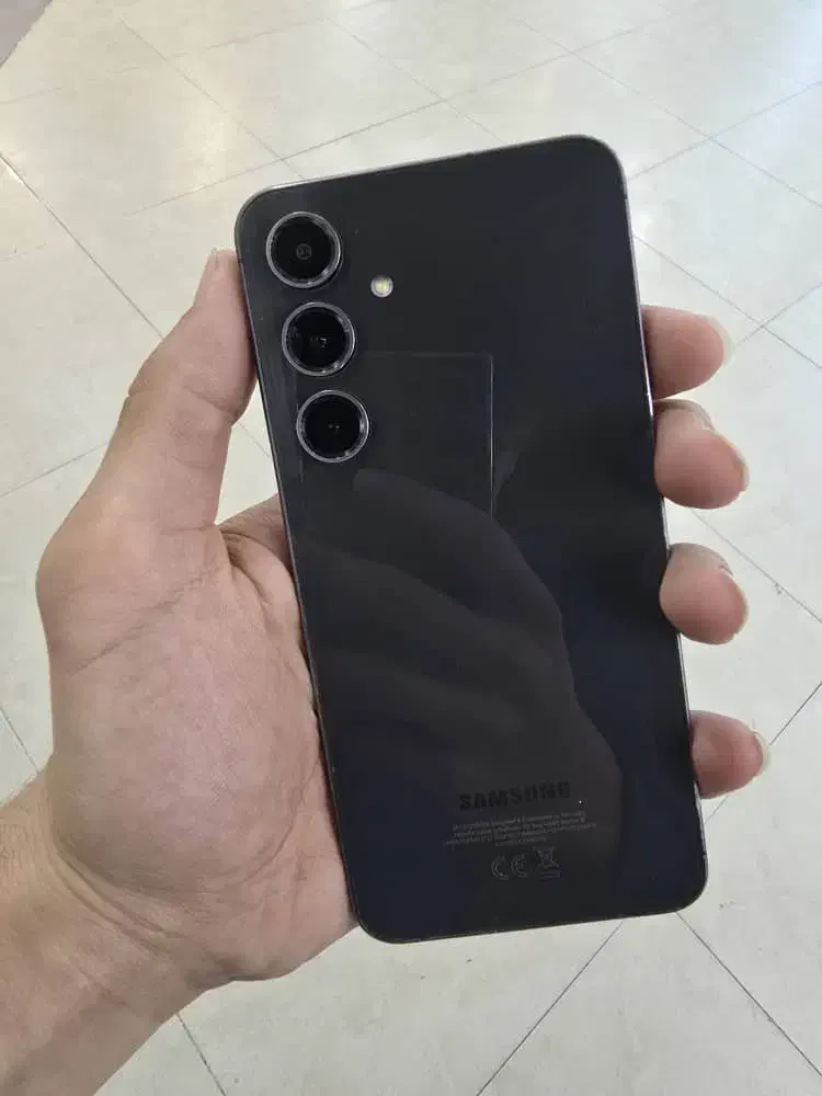 256 گیگ سامسونگ s 24 fe|موبایل|اهواز, فرهنگ شهر|دیوار