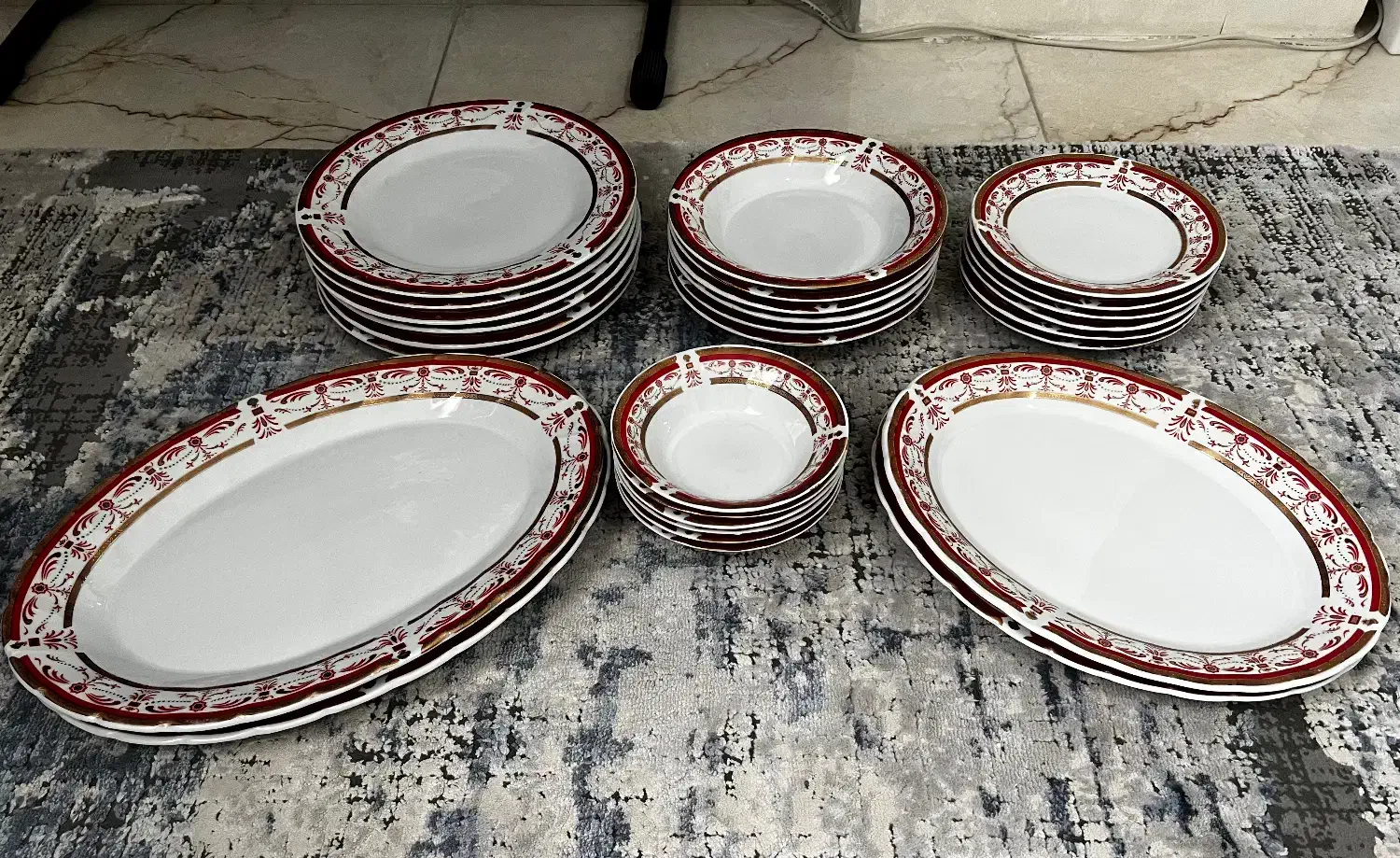 ظروف چینی قدیمی|ظروف سرو و پذیرایی|رشت, کوی یخ|دیوار