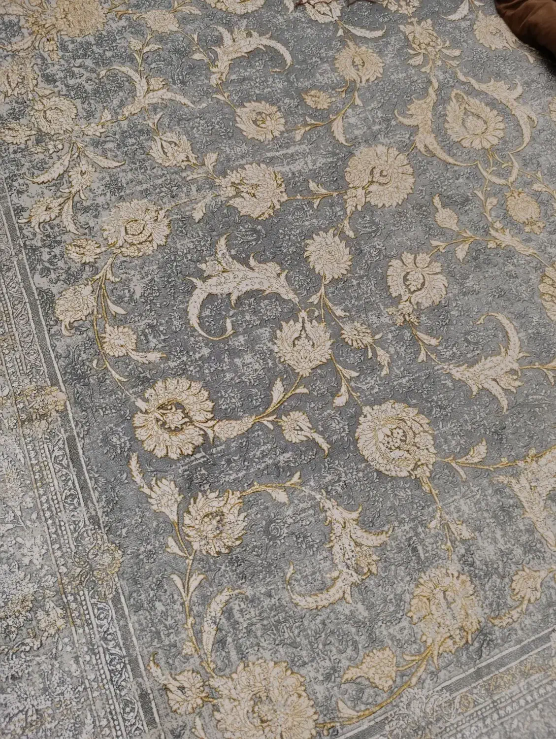 فرش ۱۲۰۰شانه بدون هیچ زذگی|فرش|مینودشت, |دیوار