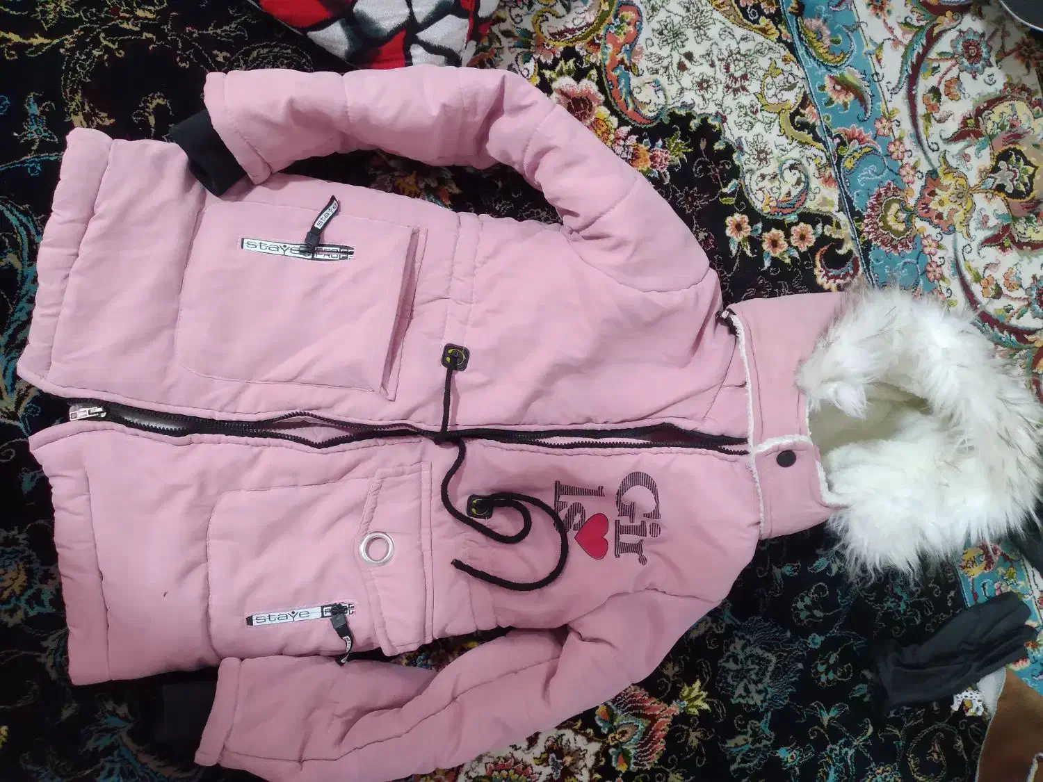 کاپشن دخترانه|کفش و لباس بچه|هشتگرد, شهرک دریا|دیوار