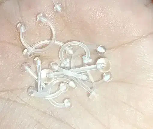 انواع پیرسینگ|بدلیجات|فردیس, منظریه|دیوار