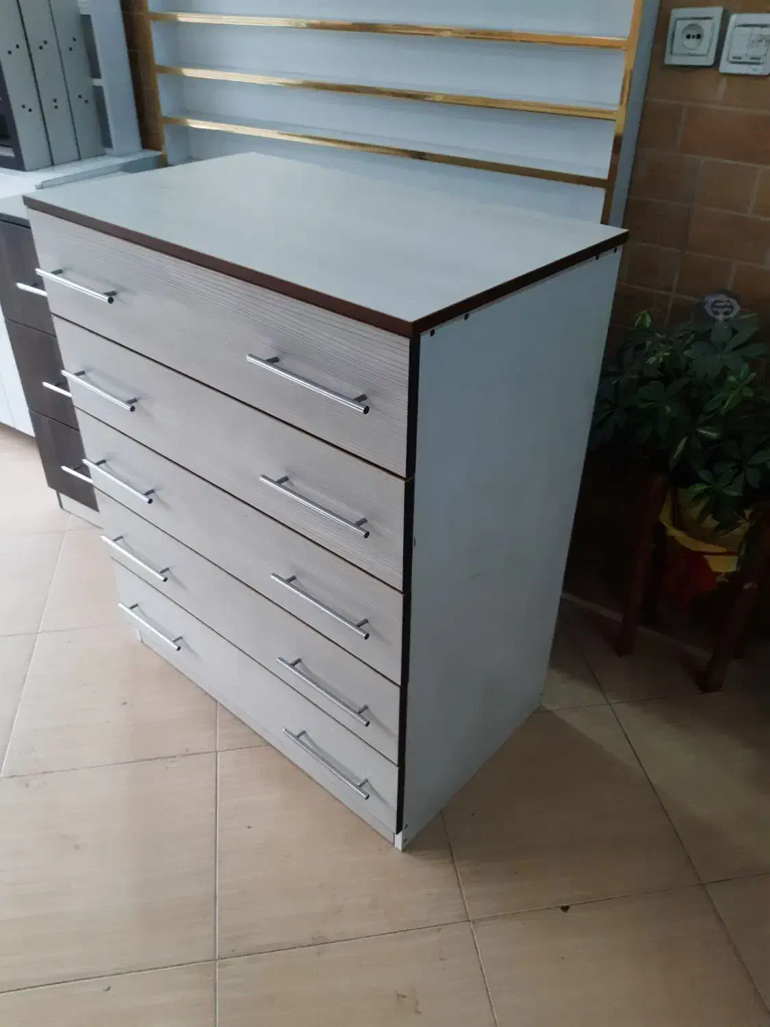 دراور ۵ کشو|جاکفشی، کمد، دراور|لنگرود, |دیوار