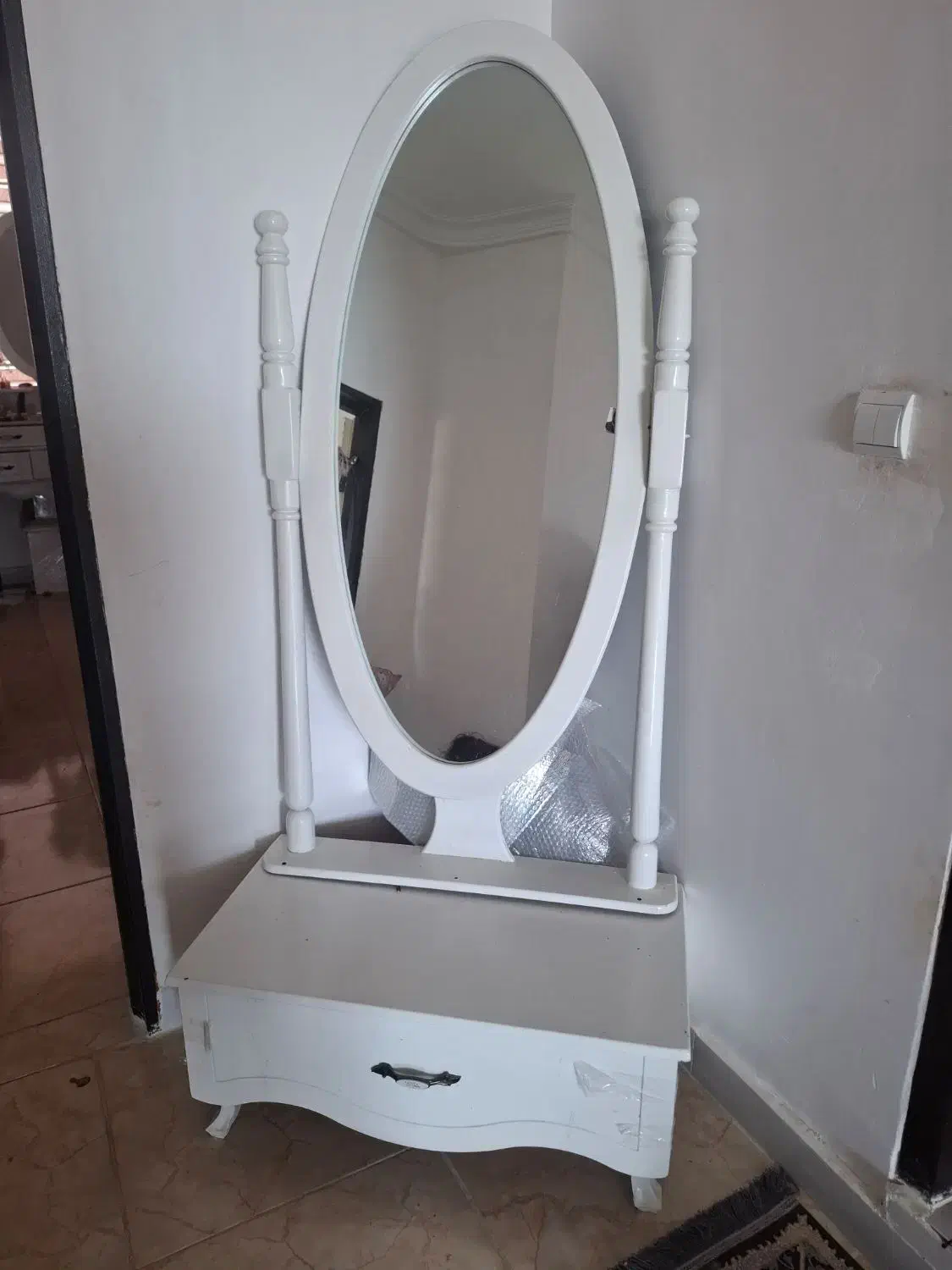 آینه قدی|آینه|قشم, |دیوار