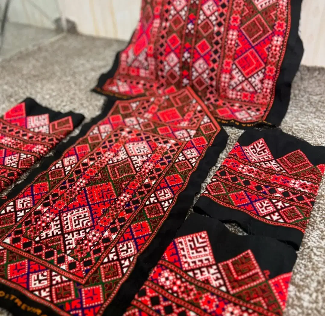 دوخت پرکار و جوک موسوم|لباس|کلاتان, |دیوار