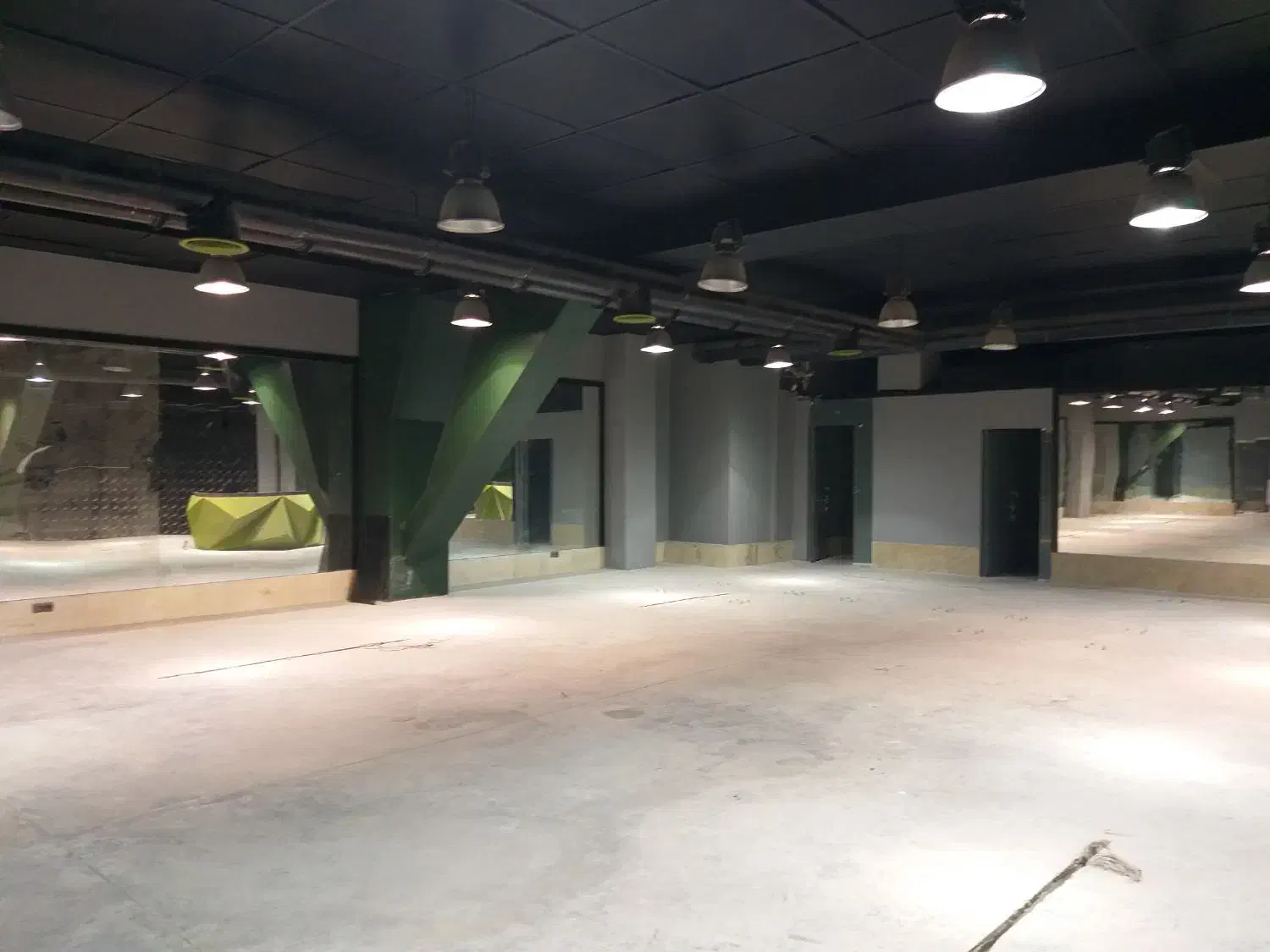 150 متر تجاری تابلو خور غربی های تهرانپارس|اجارهٔ مغازه و غرفه|تهران, تهرانپارس غربی|دیوار