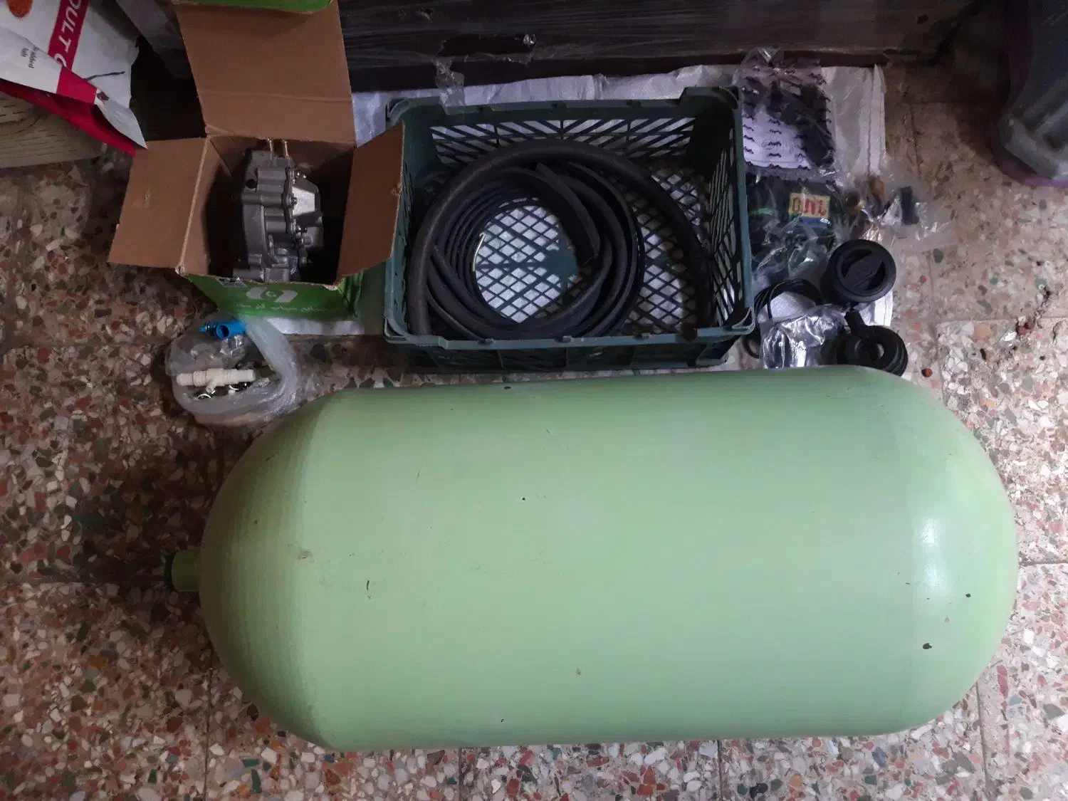 کپسول و کیت کامل سی ان جی نو مخزن ۶۲ رگلاتور شهاب|قطعات یدکی و لوازم جانبی|رشت, چمارسرا|دیوار