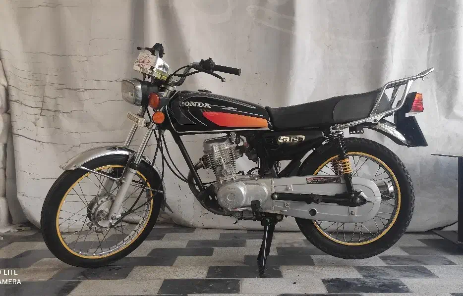 موتور سالم مدارک کامل با یک سال بیمه|موتورسیکلت|بیرجند, |دیوار