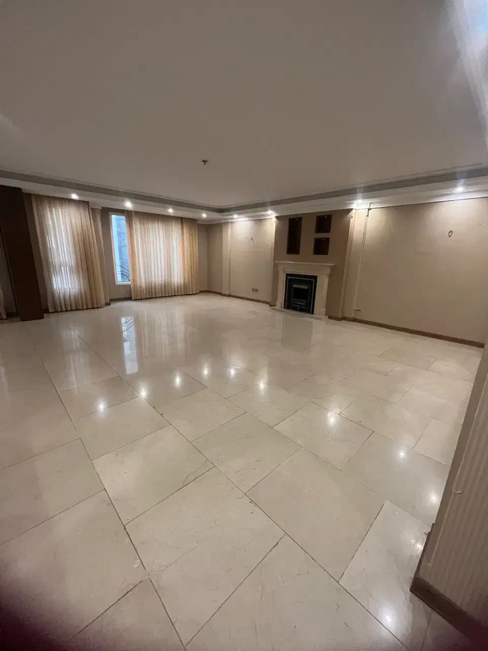 ۲۳۰متر/۳خواب مستر/تکواحدی/فرشته