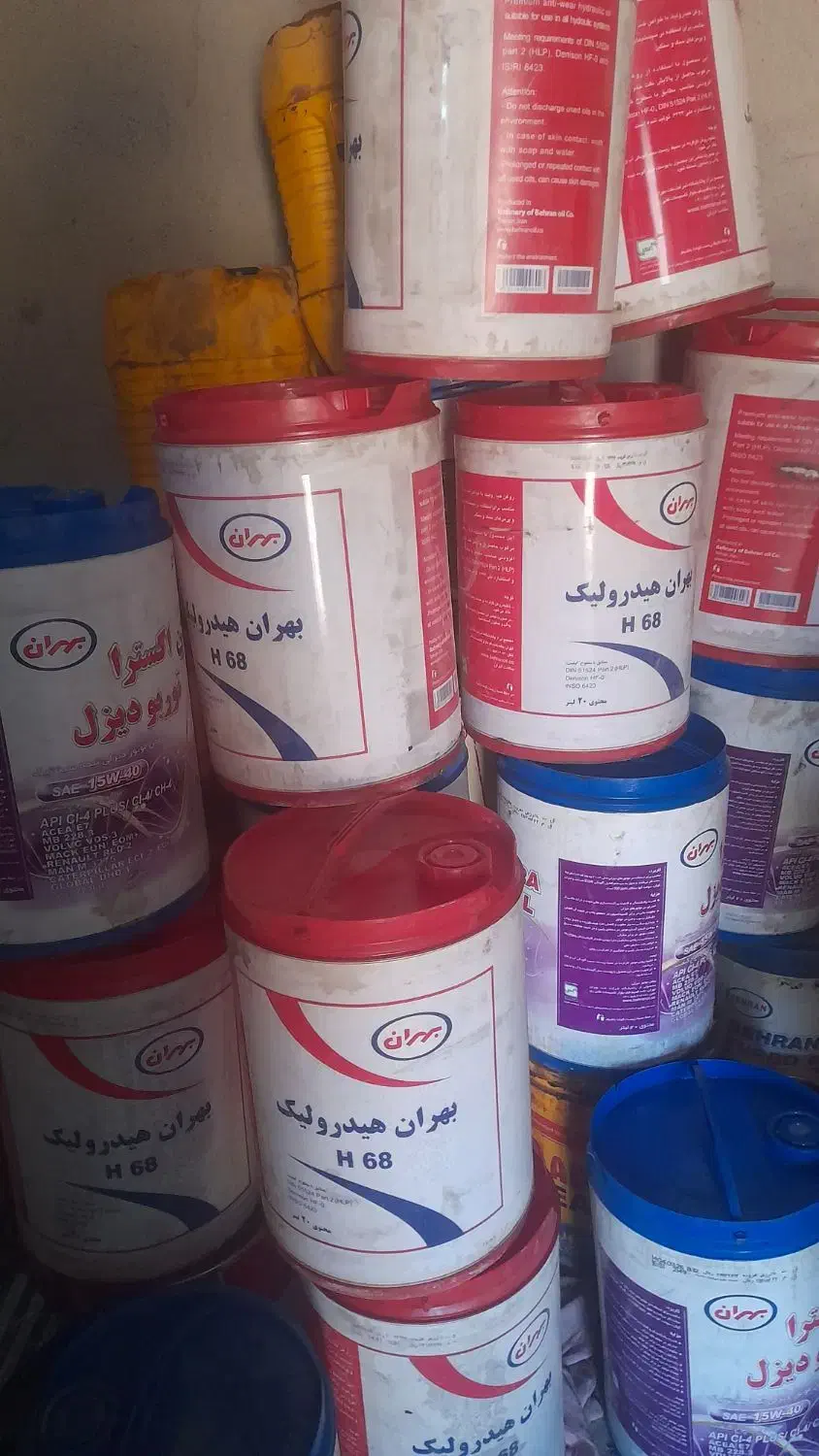 گالن|ظروف نگهدارنده، پلاستیکی، یکبارمصرف|بیرجند, |دیوار