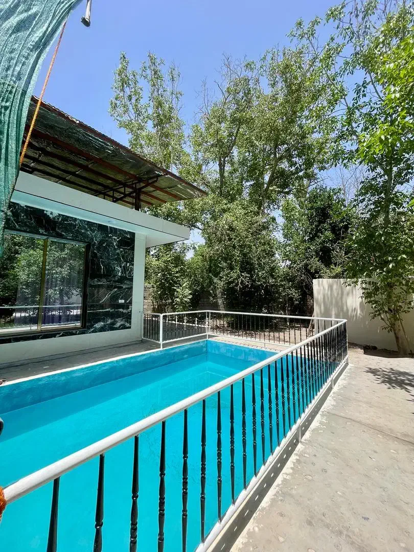 اجاره ویلا درباغبادران|اجارهٔ کوتاهمدت ویلا و باغ|اصفهان, باغ دریاچه|دیوار