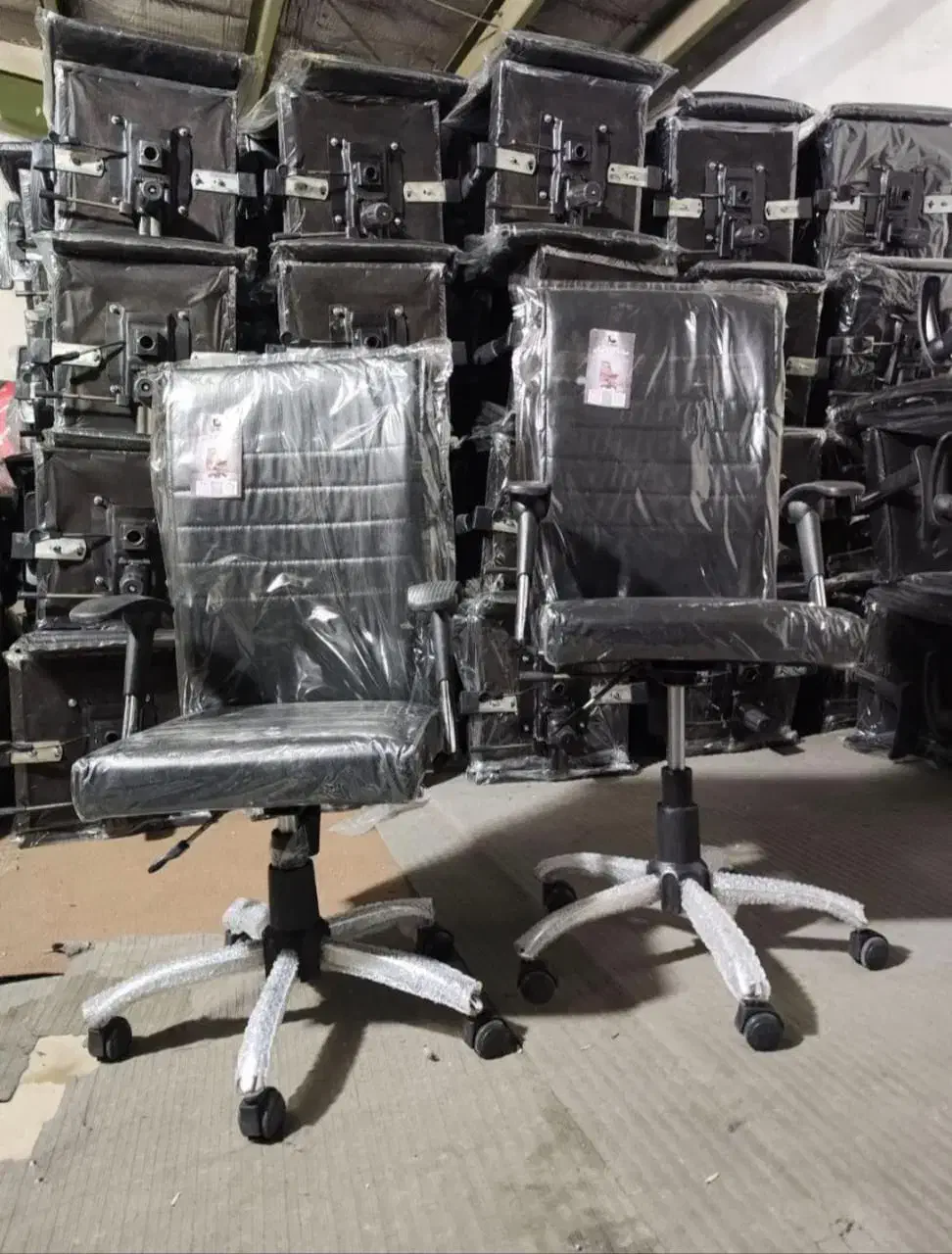 صندلی چرخ دار بادوام و زیر قیمت بازار|مبلمان اداری|قشم, |دیوار