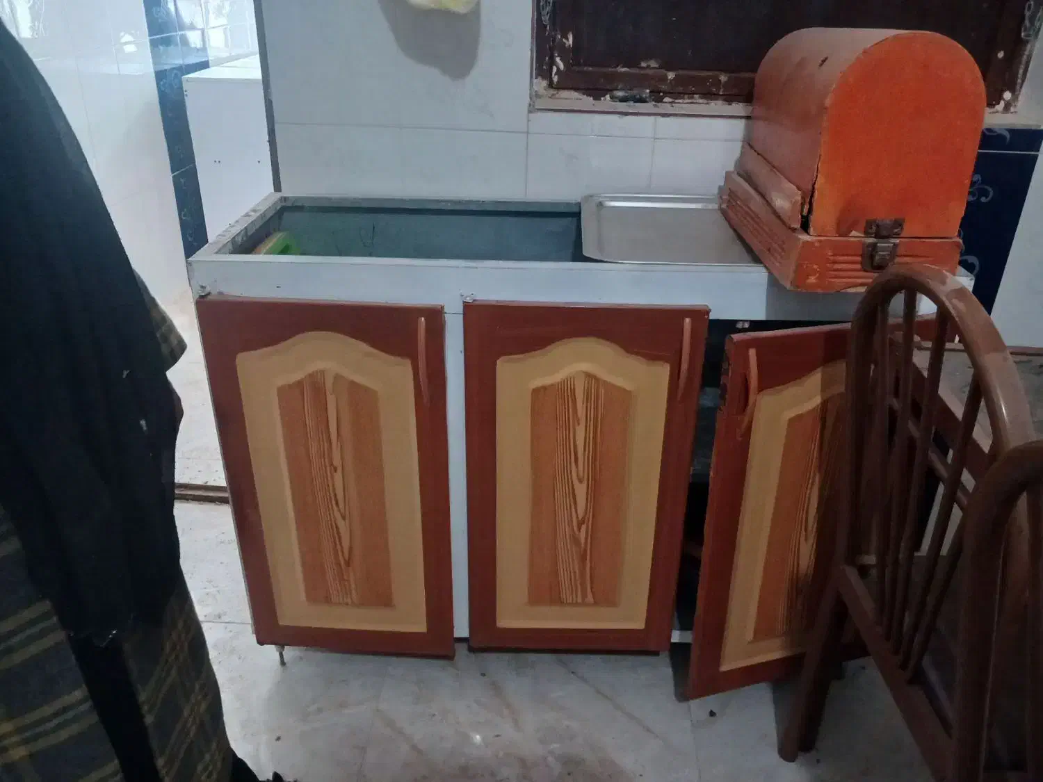 کابینت|آبچکان و نظمدهنده ظروف|سبزوار, قصبه غربی|دیوار