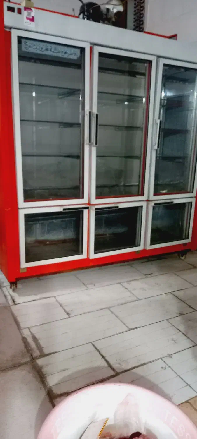 یخچال ویترینی شیش درب دوطرفه وترازوی دیجیتالی|فروشگاه و مغازه|خرمآباد, |دیوار