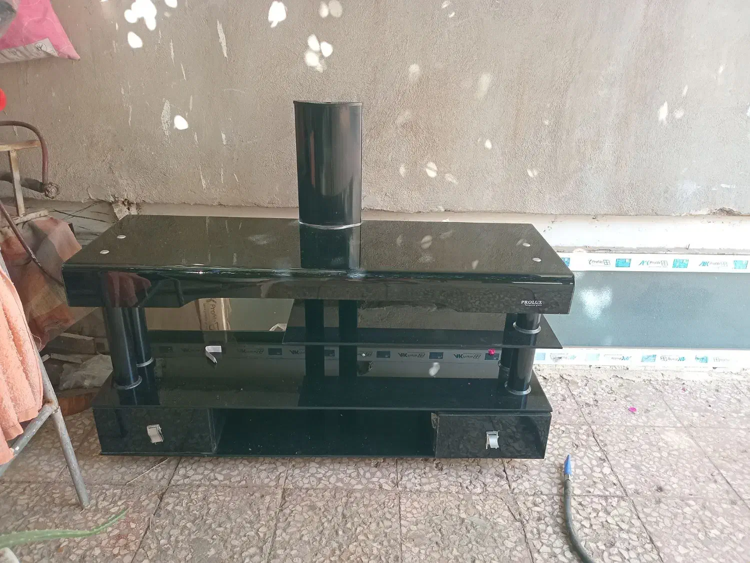 میزتلوزیون|میز تلویزیون|قم, امامزاده ابراهیم|دیوار