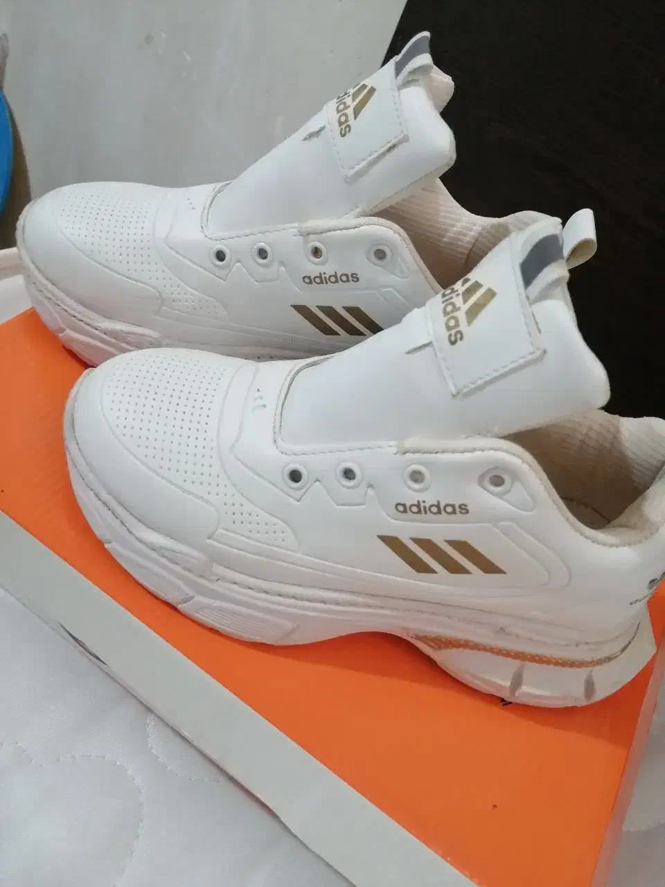 کفش مارک آدیداس|کیف، کفش، کمربند|نیشابور, دارایی|دیوار