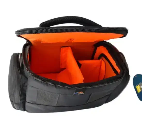 دوربین۶۰۰دی کنون به همراه لنز حرفه ای|دوربین عکاسی و فیلم‌برداری|کاشان, فاز ۲ ناجی آباد|دیوار