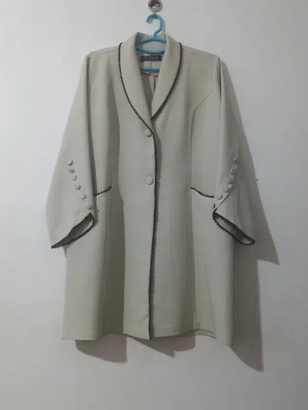 لباس|لباس|دهدشت, |دیوار