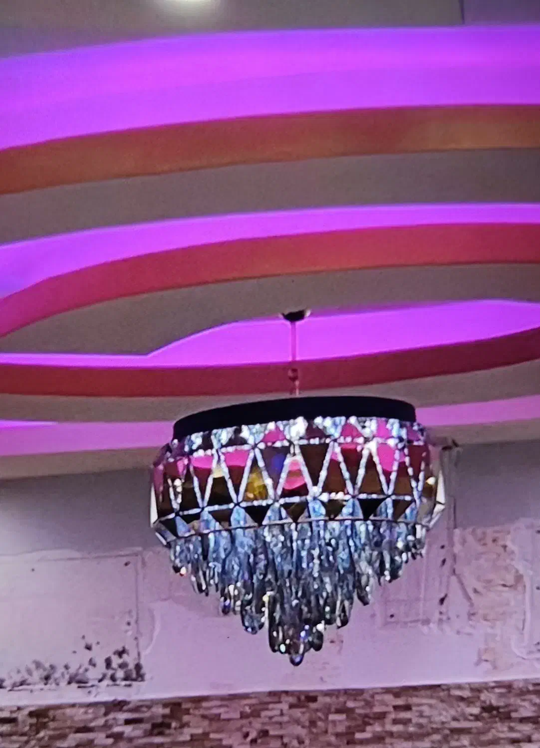 لوستر|لوستر و چراغ آویز|آستانه اشرفیه, |دیوار