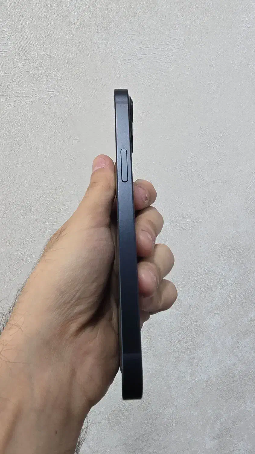 iphone 13 با ۱۰ ماه گارانتی|موبایل|بندر انزلی, گلسرخ|دیوار