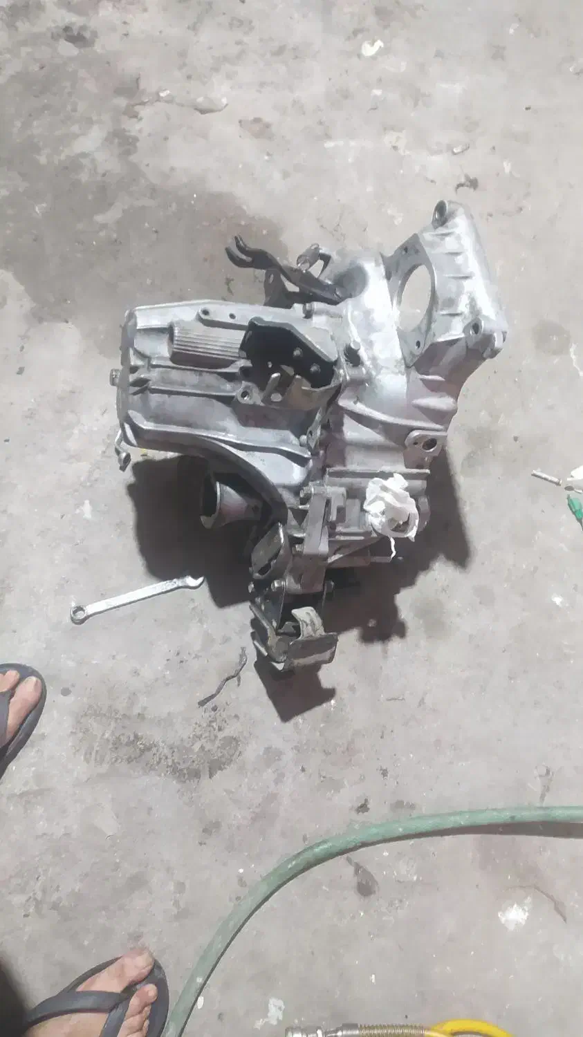 گیربوکس|قطعات یدکی و لوازم جانبی|رشت, بیجارپس|دیوار