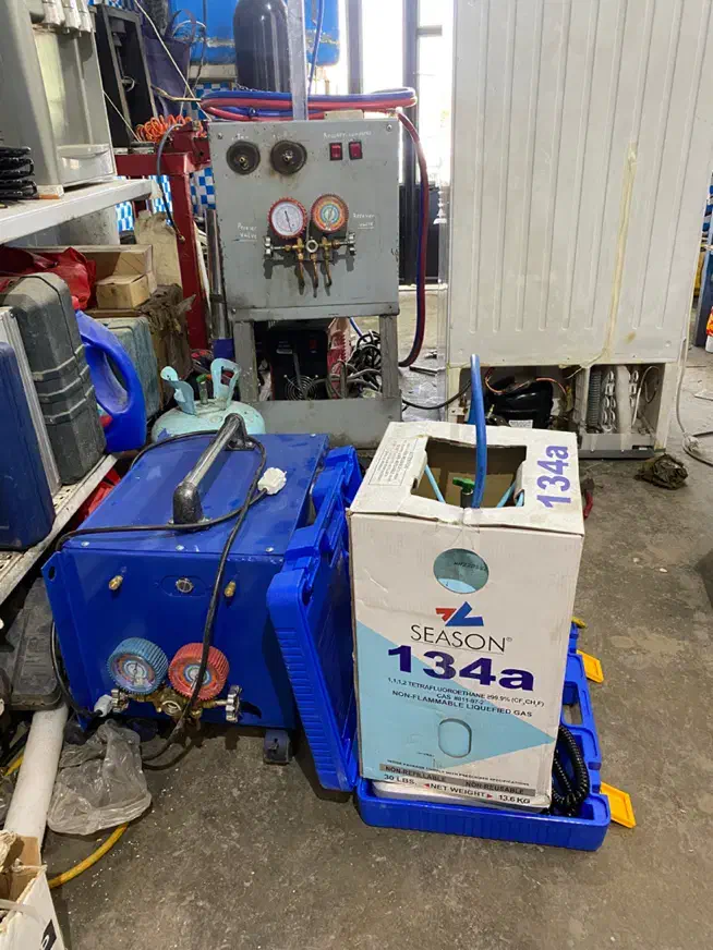 تعمیر یخچال فروشگاهی و خانگی|خدمات پیشه و مهارت|خمینی‌شهر, |دیوار