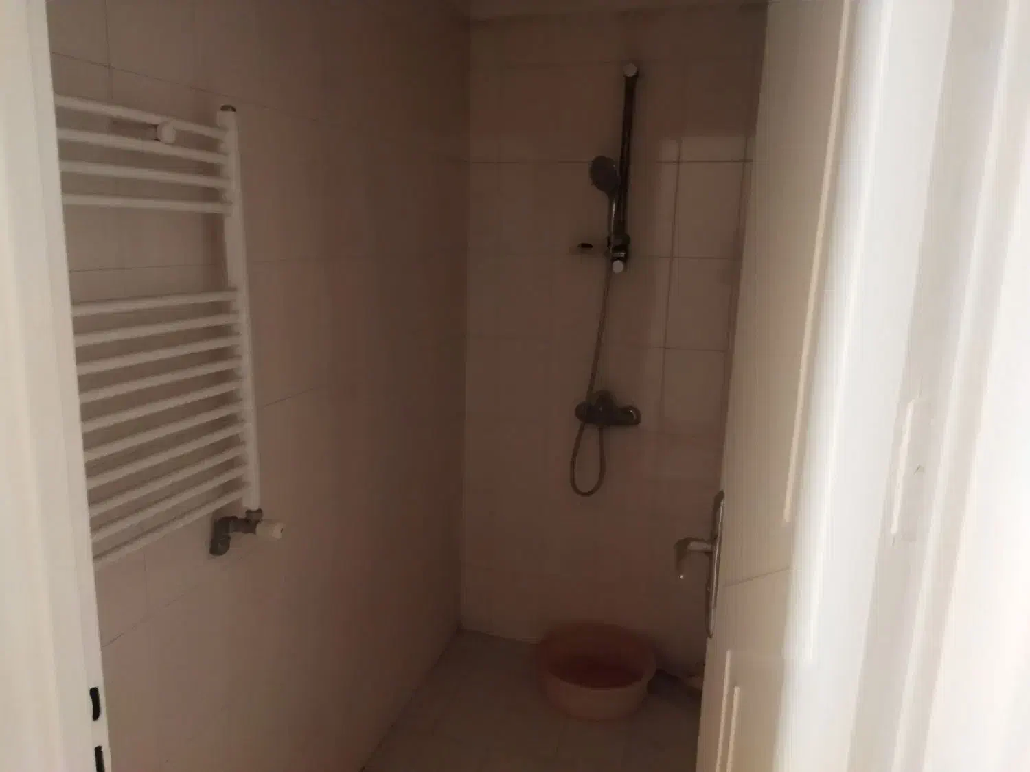 واحد 130متری سه خوابه