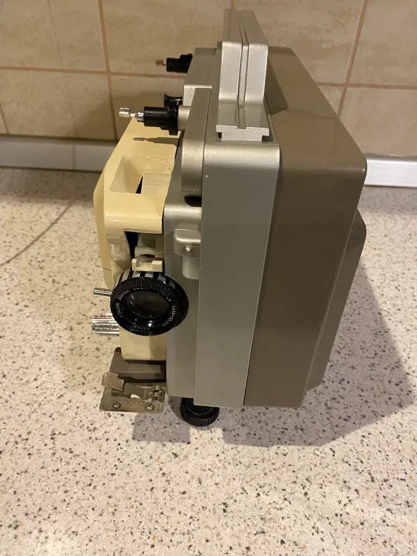 اپارات هشت میلی متری|کلکسیون اشیاء عتیقه|تهران, اکباتان|دیوار