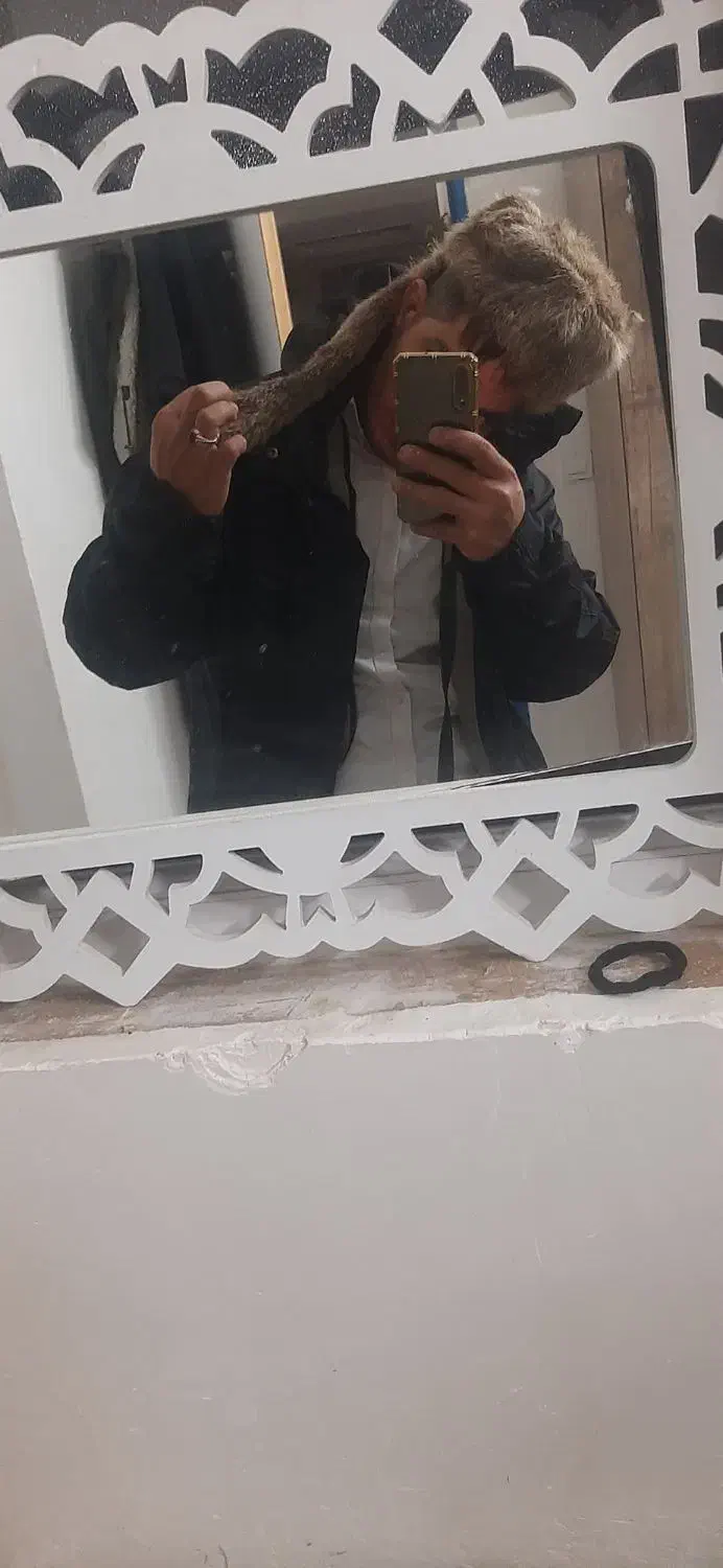 کلاه|لباس|تهران, افسریه جنوبی|دیوار