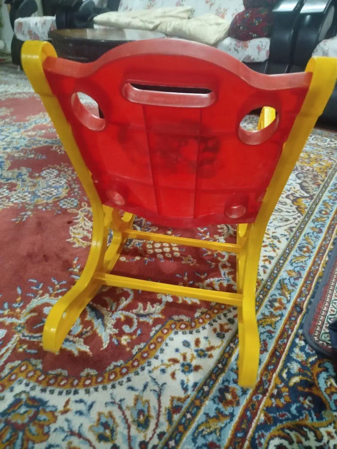 صندلی کودک|تخت و صندلی بچه|شیراز, رکنآباد|دیوار