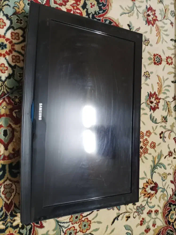تلویزیون سامسونگ ۳۲ اینچ ال سی دی|تلویزیون و پروژکتور|تهران, اوقاف|دیوار