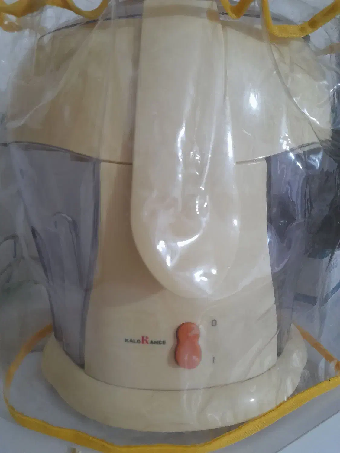 آبمیوه گیر|آبمیوه‌گیر و آب‌مرکبات‌گیر|نیشابور, گمنام غربی|دیوار