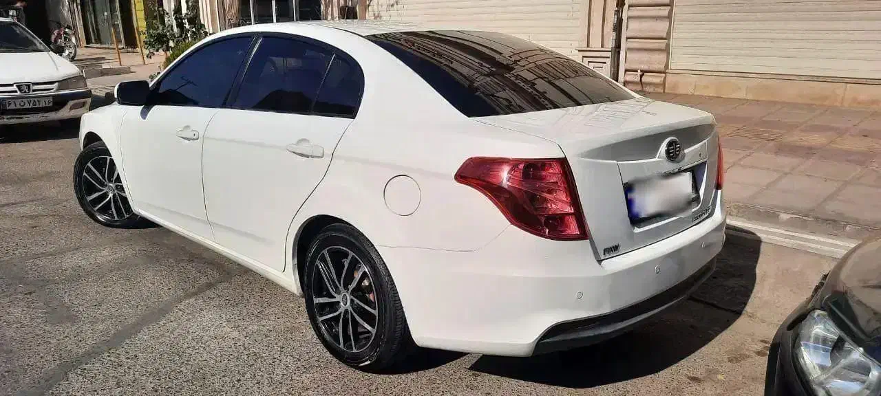 بسترن b50f|خودرو سواری و وانت|قم, بنیاد|دیوار