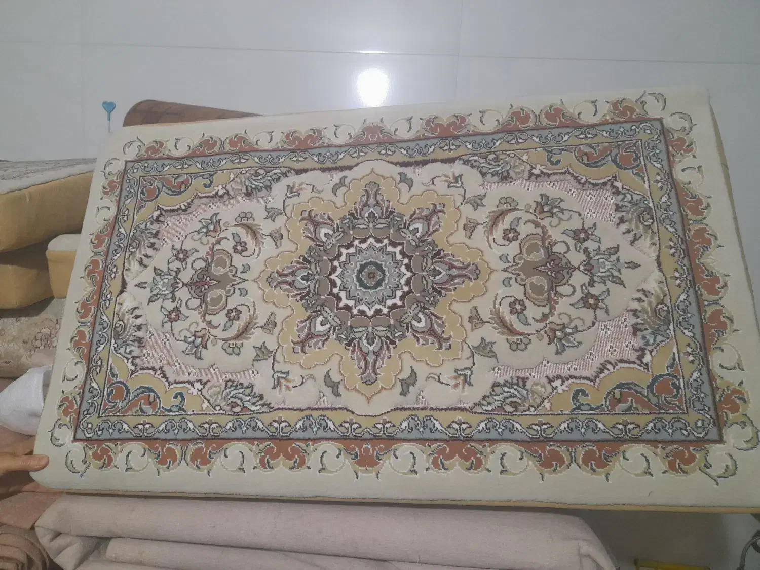 ۴ عدد پشتی|پشتی|کرج, اخگرآباد|دیوار