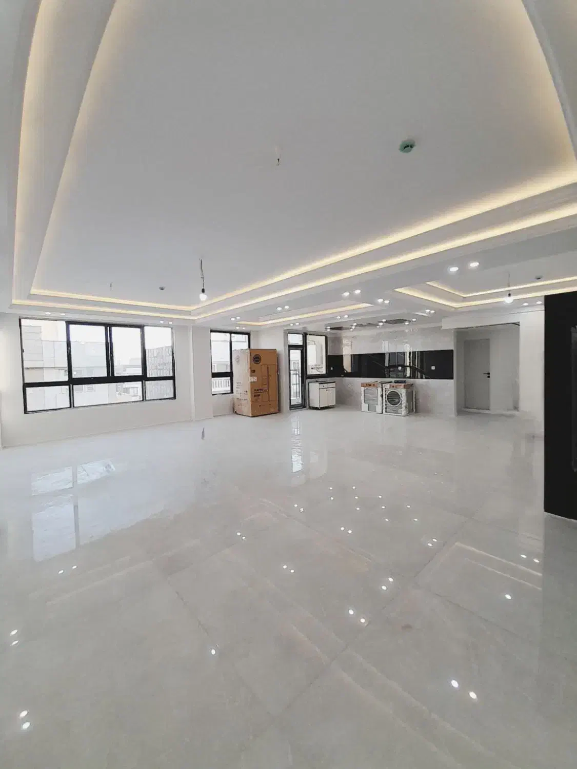 فروش آپارتمان ۱۴۸متری۳خواب تک واحدی تهران سر|فروش آپارتمان|تهران, شهرک پاسداران|دیوار