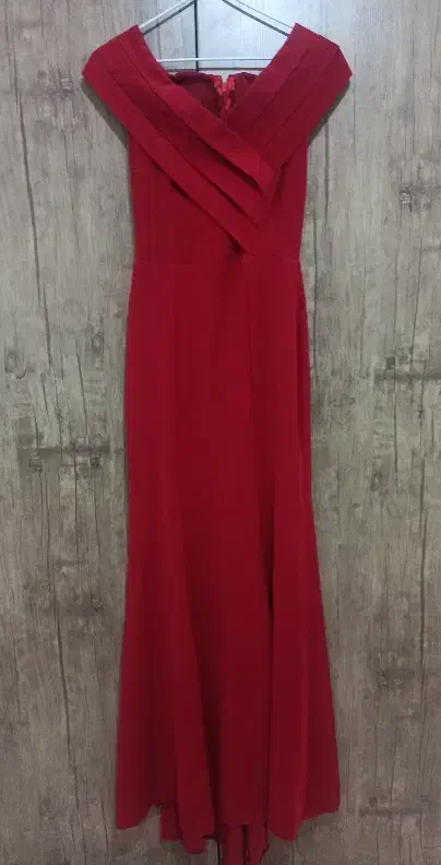 لباس مجلسی|لباس|ساری, |دیوار