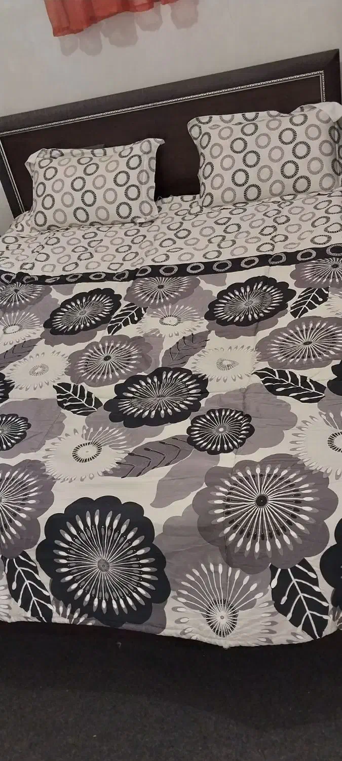 روتخت خواب|رختخواب، بالش، پتو|شیراز, شهرک قمشه|دیوار