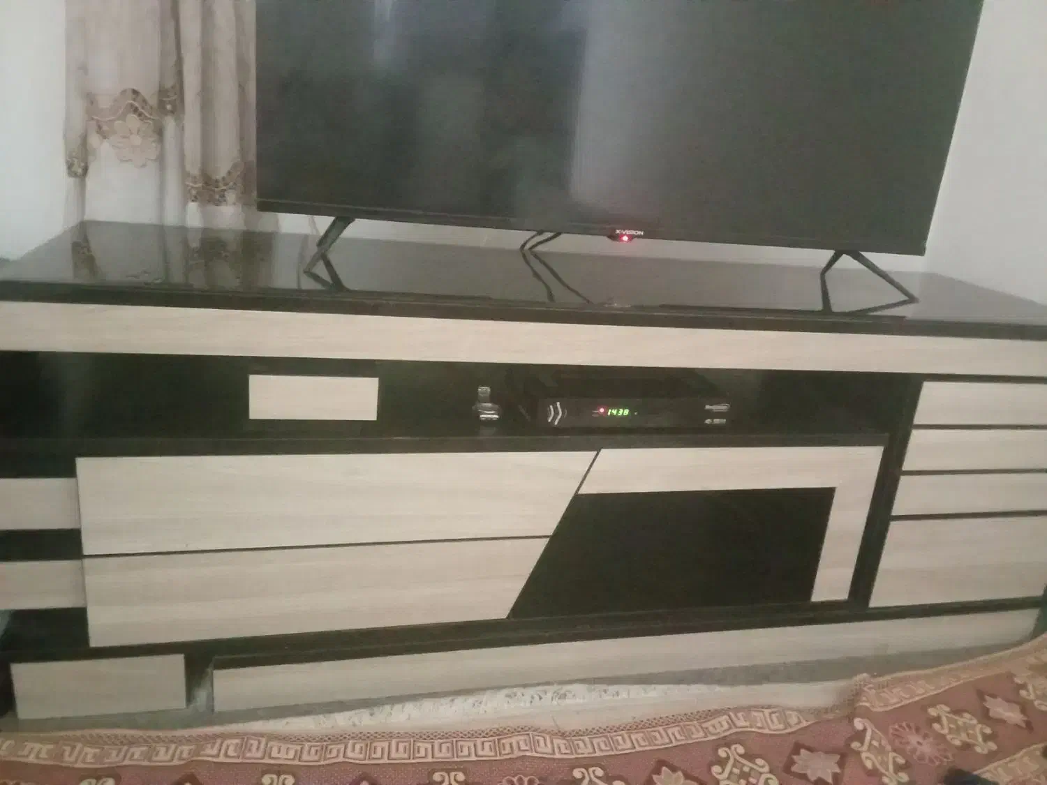 مبل ومیز فروش فوری|مبلمان خانگی و میز عسلی|آستارا, |دیوار