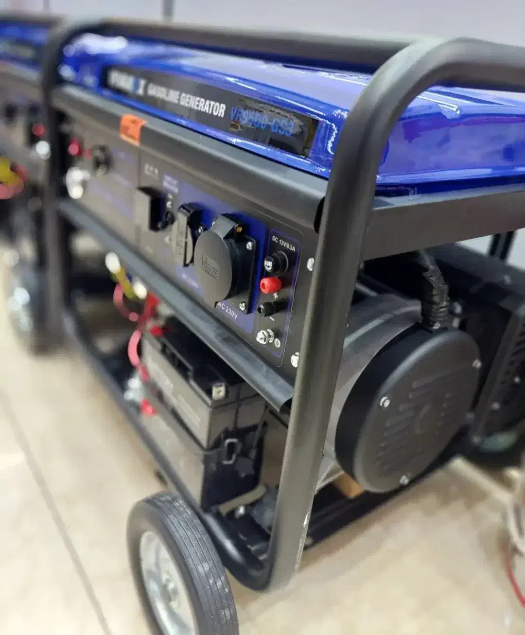 موتور برق ۱۰ کیلو وات ۳ گانه سوز ویوارکس متور برق|ماشینآلات صنعتی|شیراز, بازار|دیوار