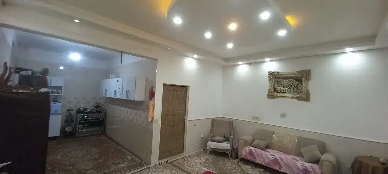 همکف .راه جدا .نورگیر عالی .نوساز|اجارهٔ خانه و ویلا|قم, نخودی|دیوار