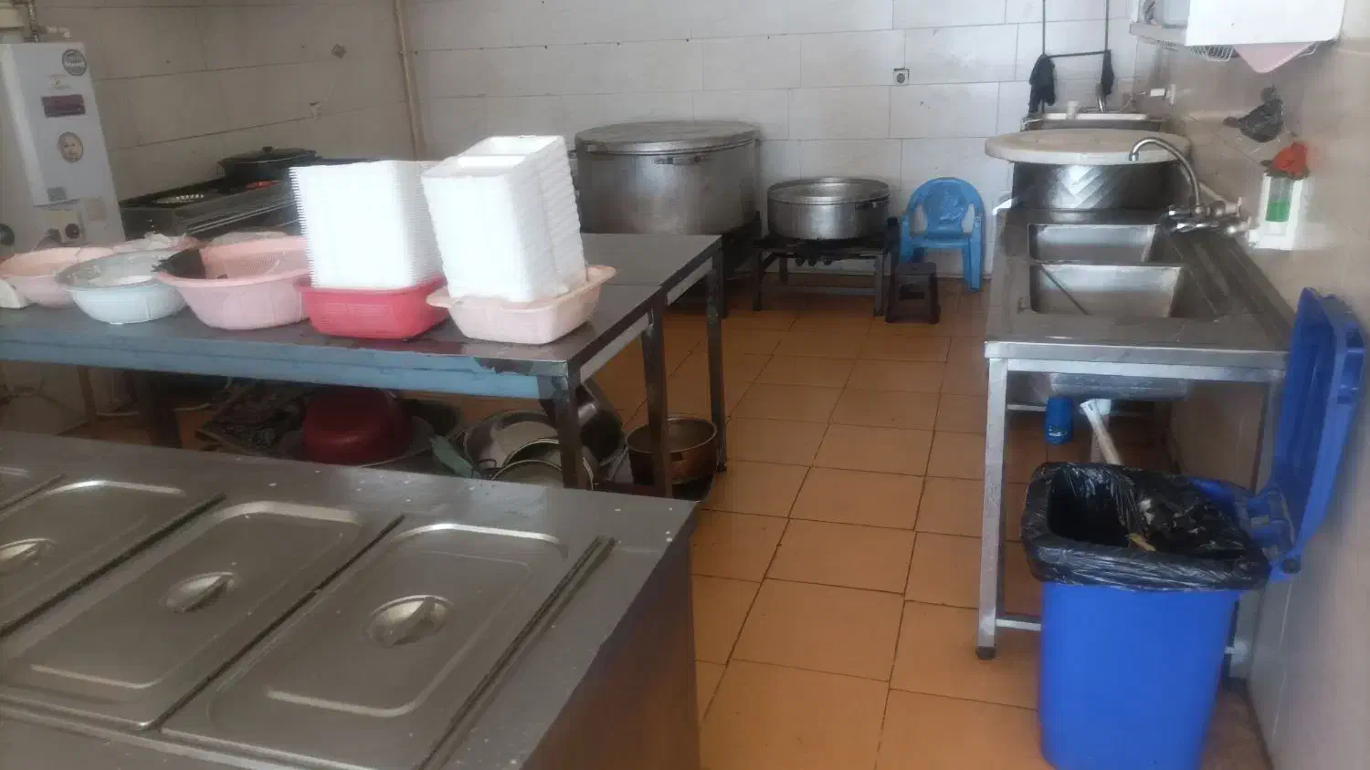 تهیه غذا|کافیشاپ و رستوران|بم, |دیوار