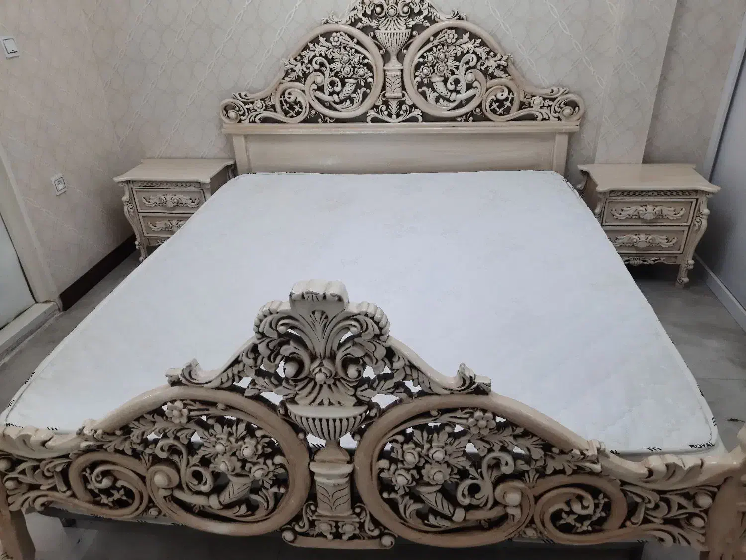 تخت دو نفره درحدنو|تخت و سرویس خواب|بهارستان, |دیوار