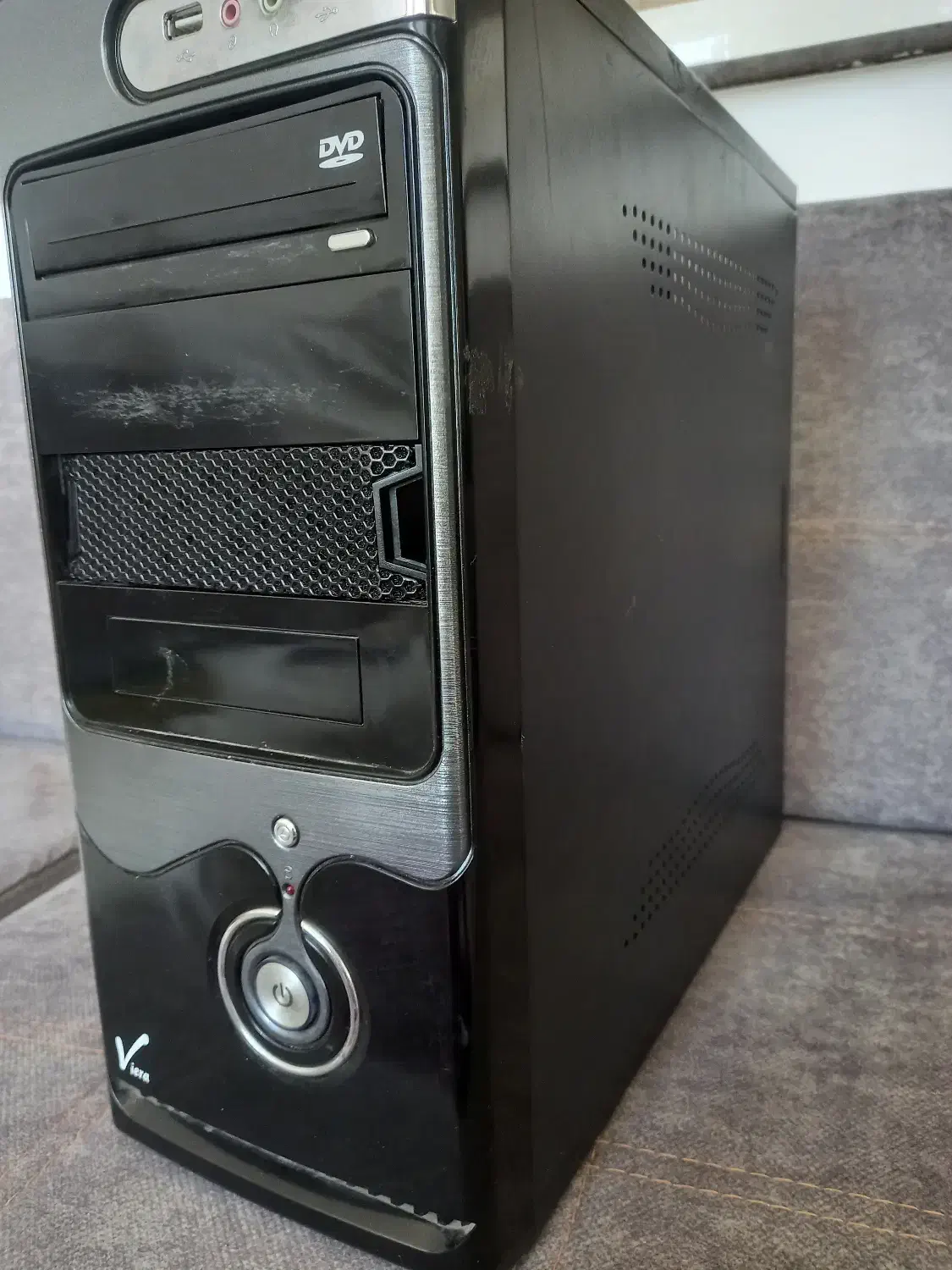 کیس خالی Viera تمیز|قطعات و لوازم جانبی رایانه|سراب, |دیوار