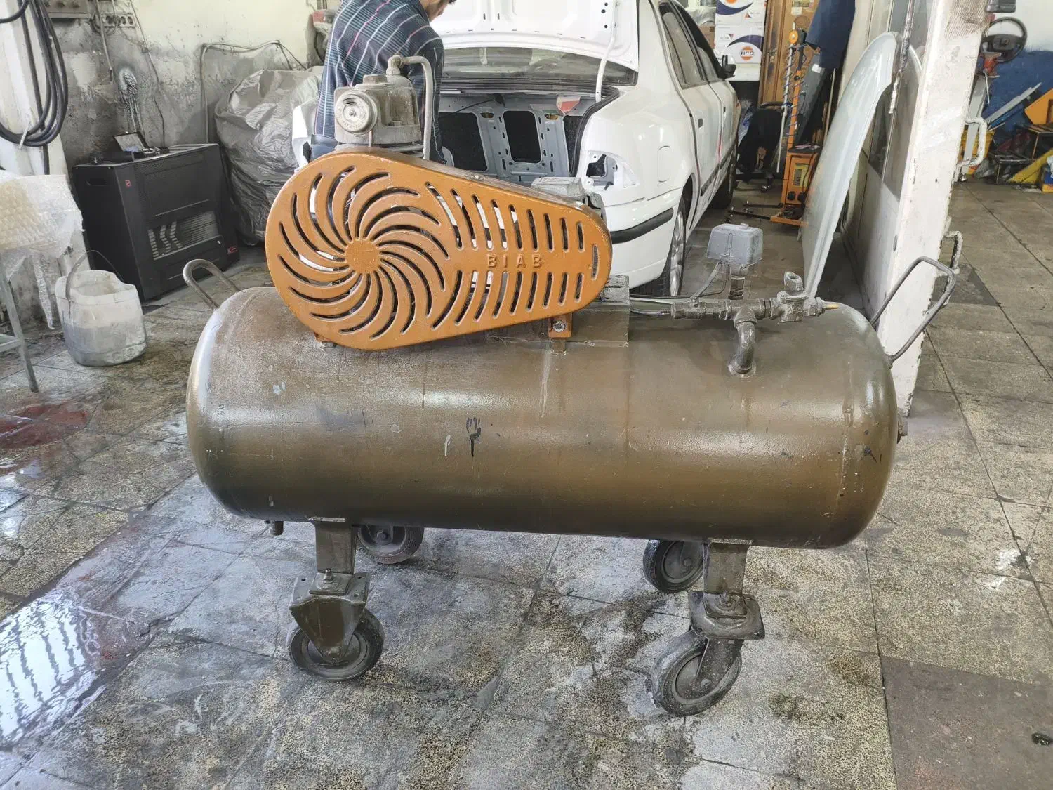 پمپ باد سالم بشرط، دینام باید تعمیر شود|ماشین‌آلات صنعتی|تهران, طرشت|دیوار