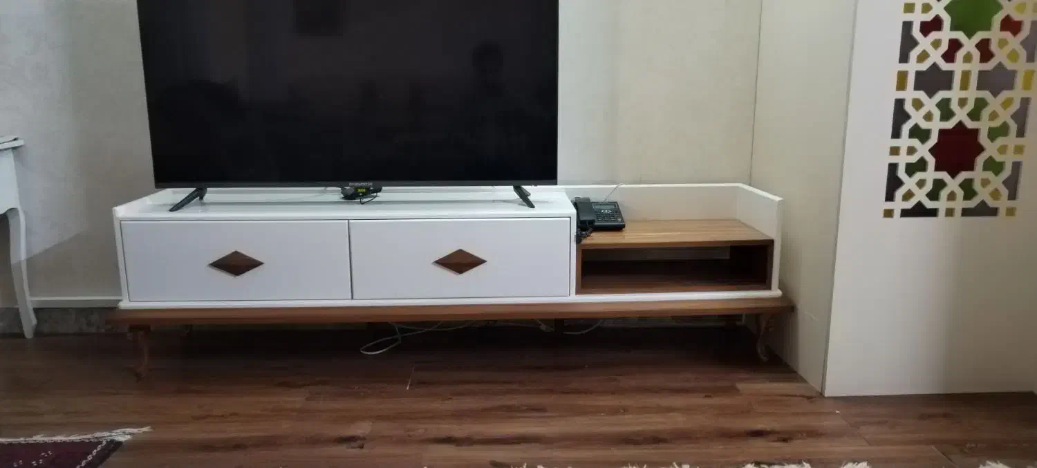 میز|میز تلویزیون|سبزوار, کاشفی شمالی (دادگستری)|دیوار