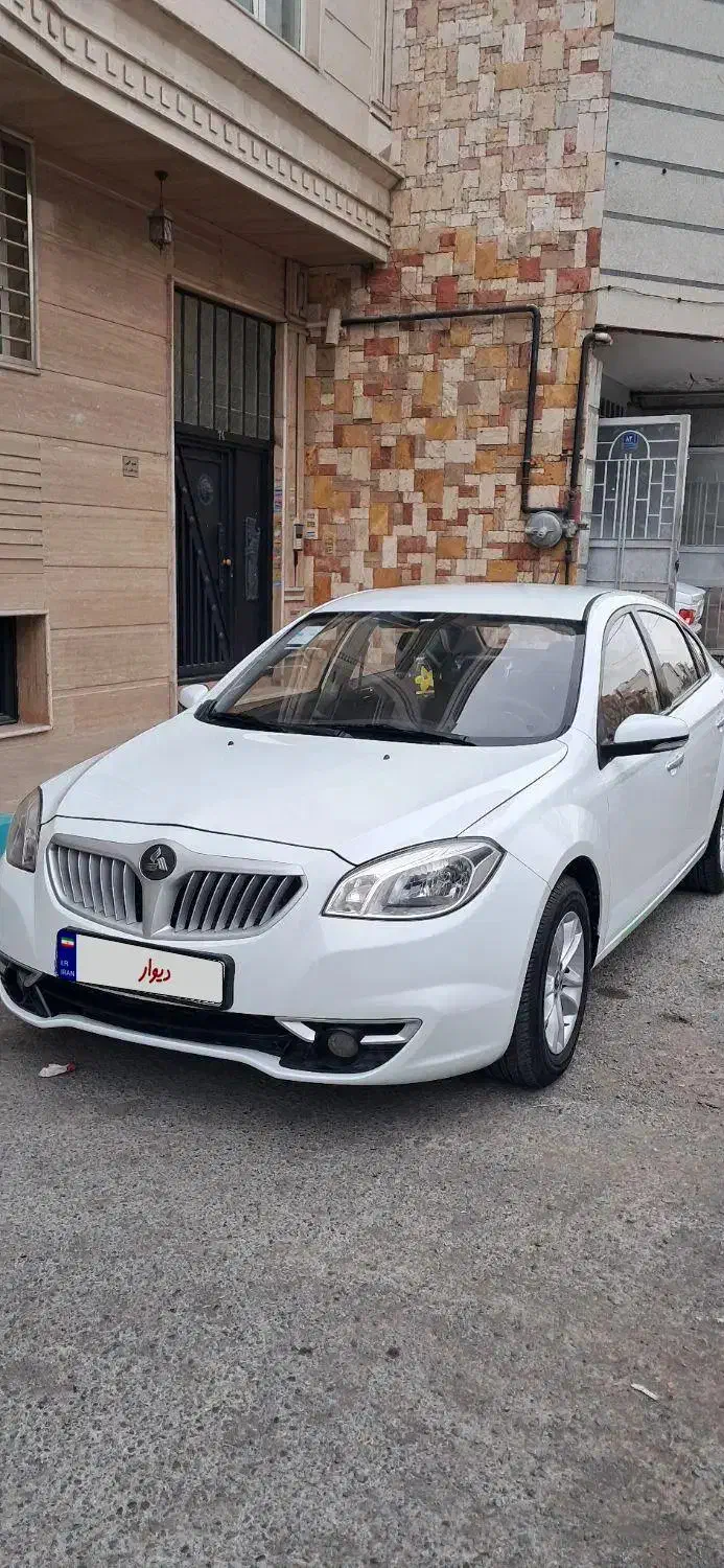 برلیانس H330 مدل آخر۱۳۹۶ بیرنگ و کم کارکرد درحدصفر|خودرو سواری و وانت|تهران, گلستان (شهرک راه آهن)|دیوار