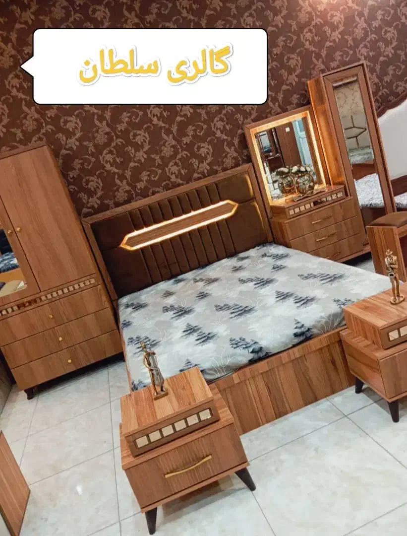 تخت و میز آرایش سلطان|تخت و سرویس خواب|قم, شاه ابراهیم|دیوار