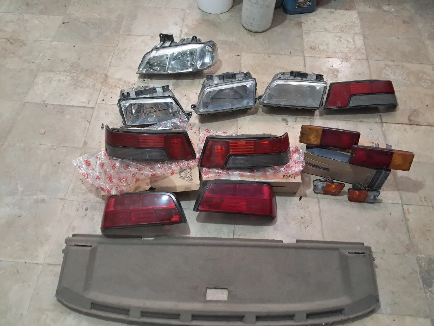 چراغ خودرو|قطعات یدکی و لوازم جانبی|بروجرد, |دیوار