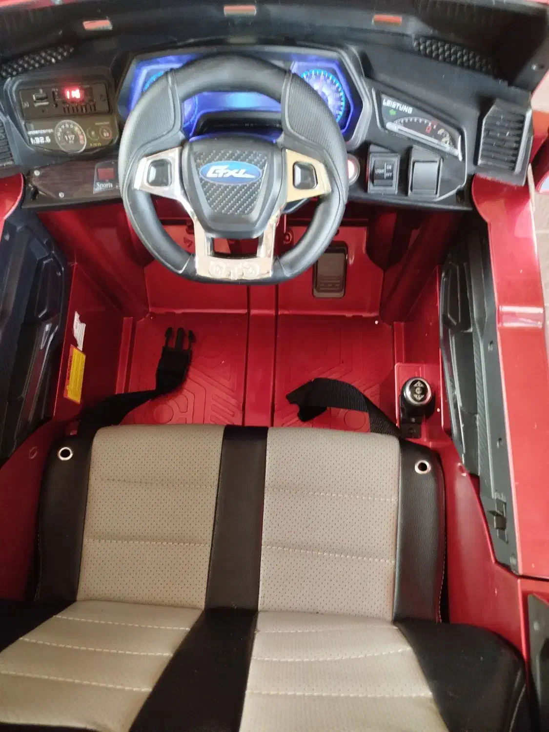 ماشین شارژی|اسباب‌‌بازی|کاشان, باغ ماجد|دیوار